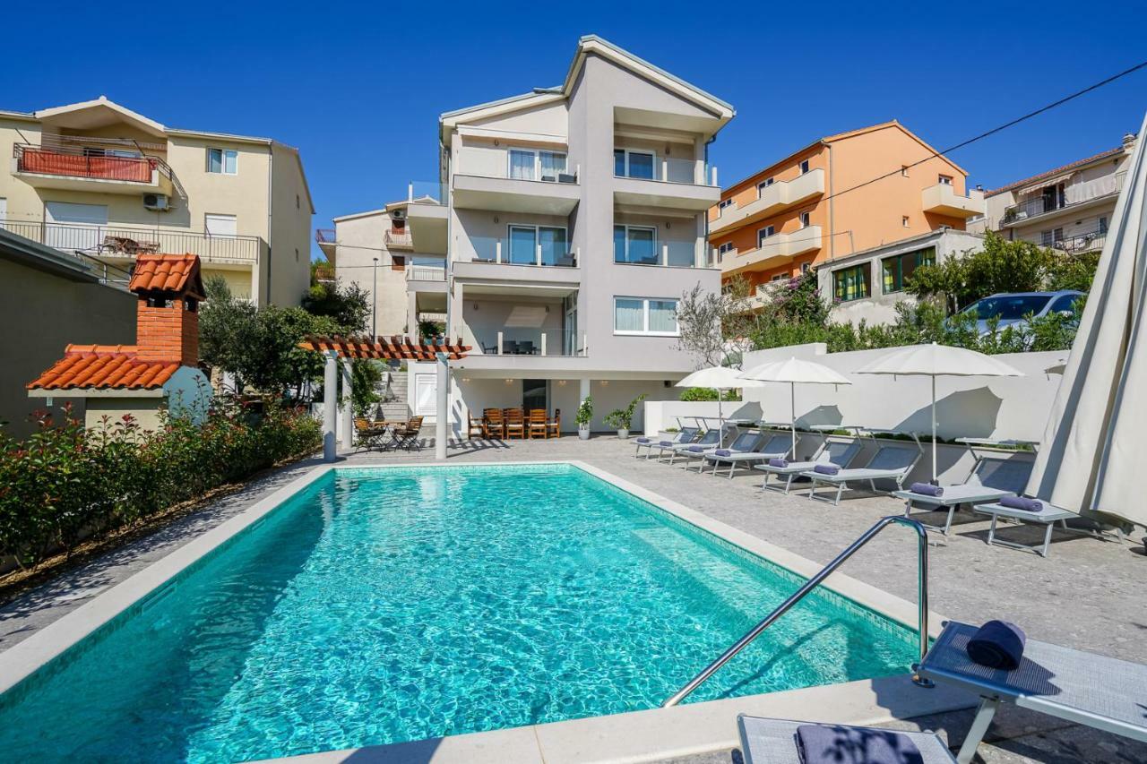 Olive Tree Apartments Podstrana Ngoại thất bức ảnh